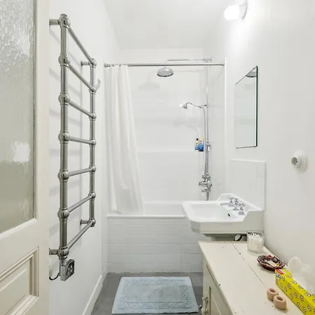 Apartment Spacious 'canal Saint Martin' For 6 By Weekome Paris