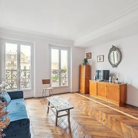 Spacious 'canal Saint Martin' For 6 By Weekome Apartment *